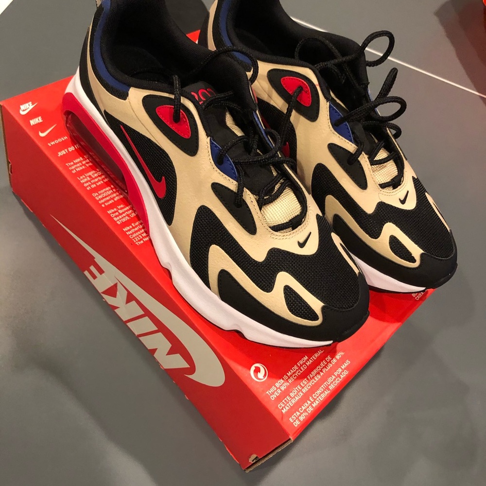 Air max 100 brand new size 10.5